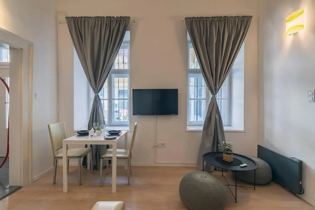 Huszonegy 1 - Center Location Ac Apartment Budapest